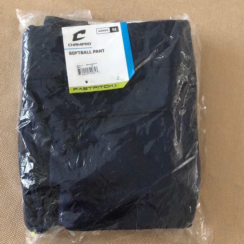 Women’s softball pants size medium nwt